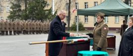 Mazurska Brygada Artylerii z nowym sztandarem. Uroczystość z udziałem Wojewody Radosława Króla