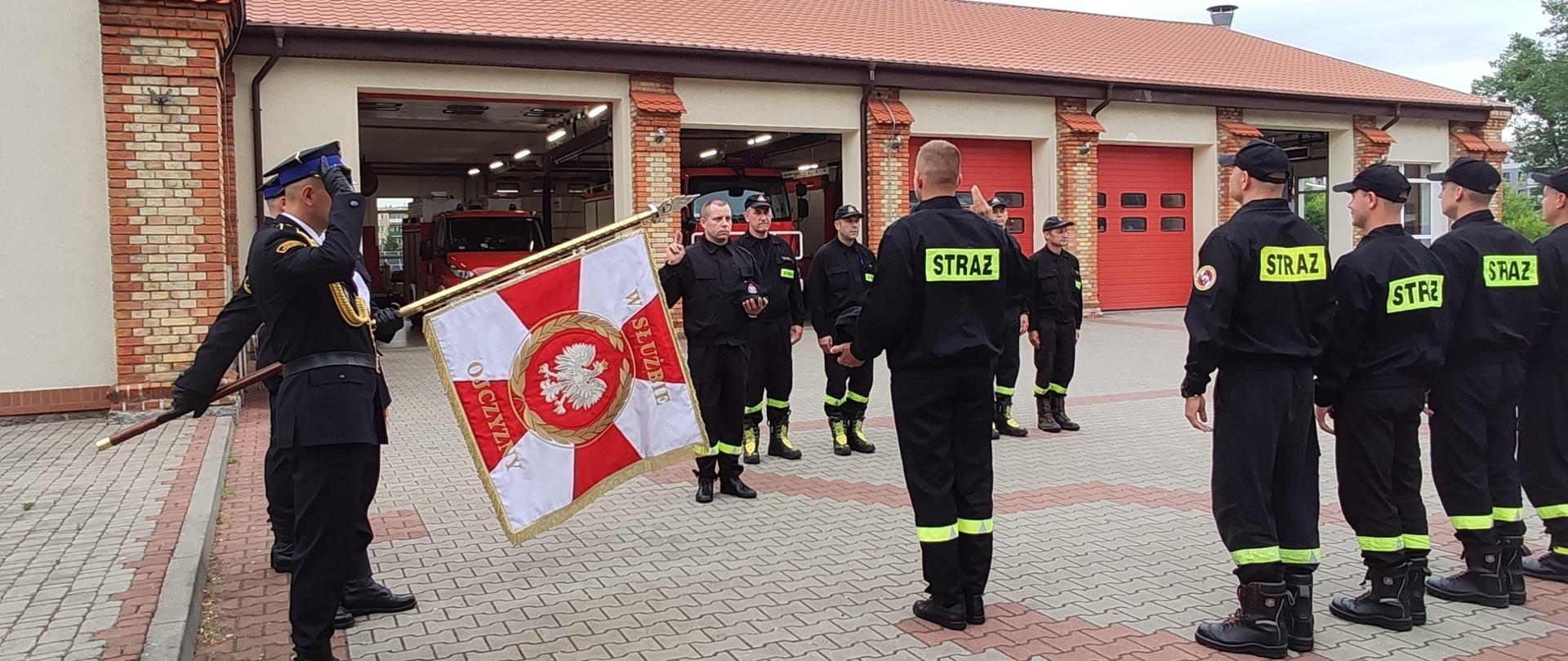 Ślubowanie nowych funkcjonariuszy