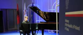The pianist Kamil Borkowski during the concert