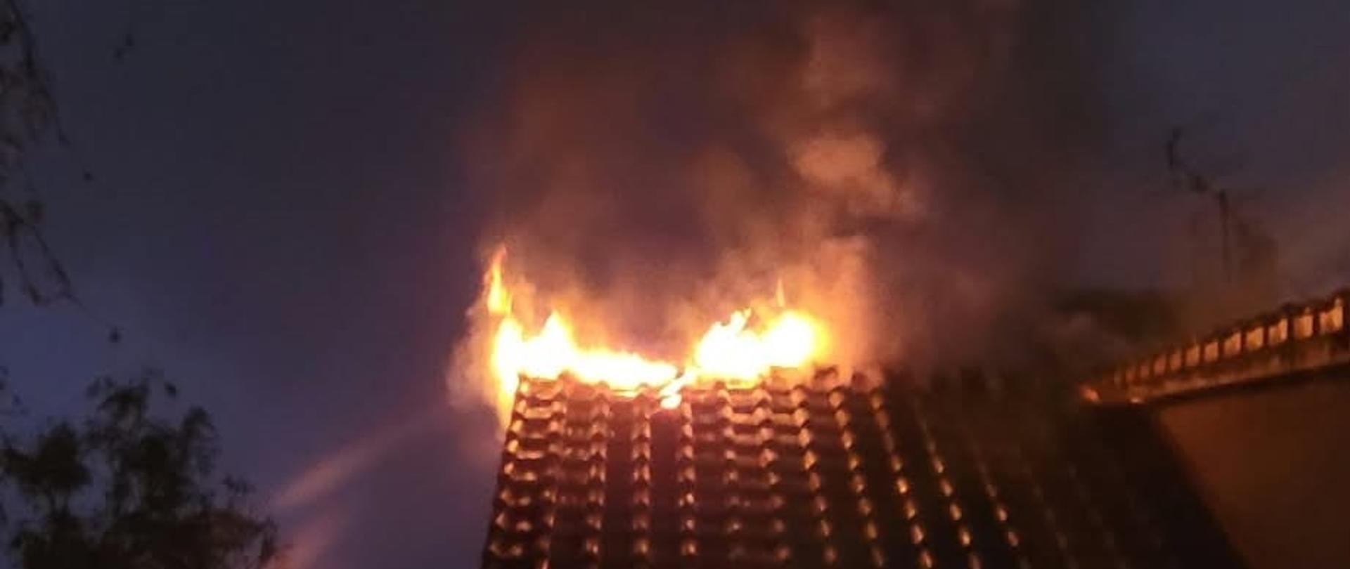 Pożar dachu w Olsztynie