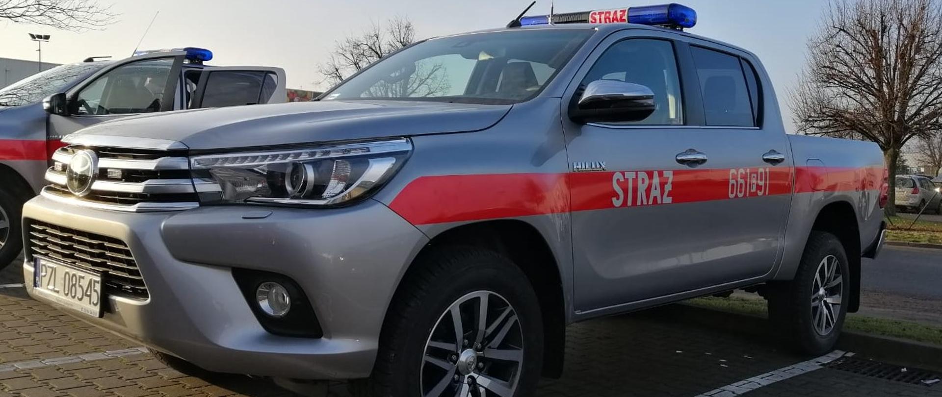 samochód specjalny straży pożarnej