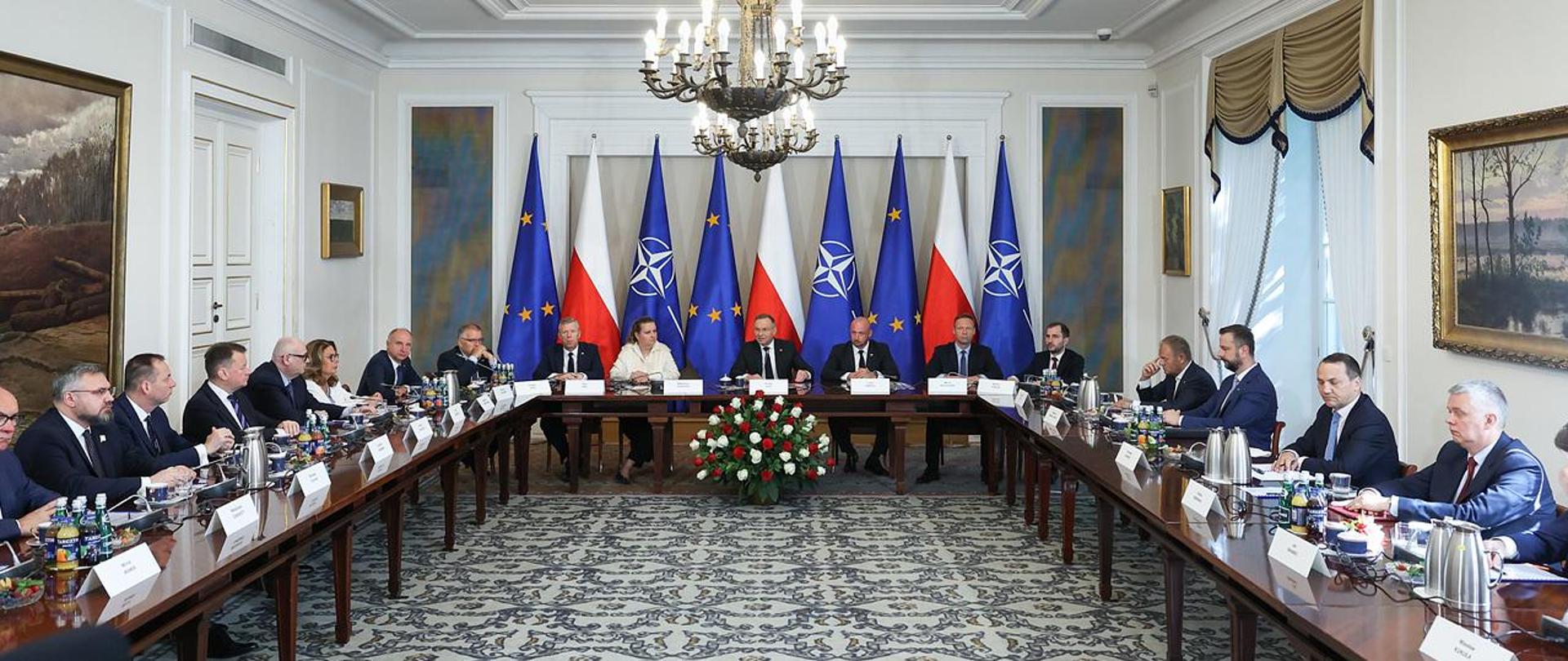 8 lipca 2024 r., w Belwederze rozpoczęło się zwołane przez Prezydenta RP Andrzeja Dudę posiedzenie Rady Bezpieczeństwa Narodowego przed wylotem polskiej delegacji na szczyt NATO w Waszyngtonie. Fot. Przemysław Keler/KPRP