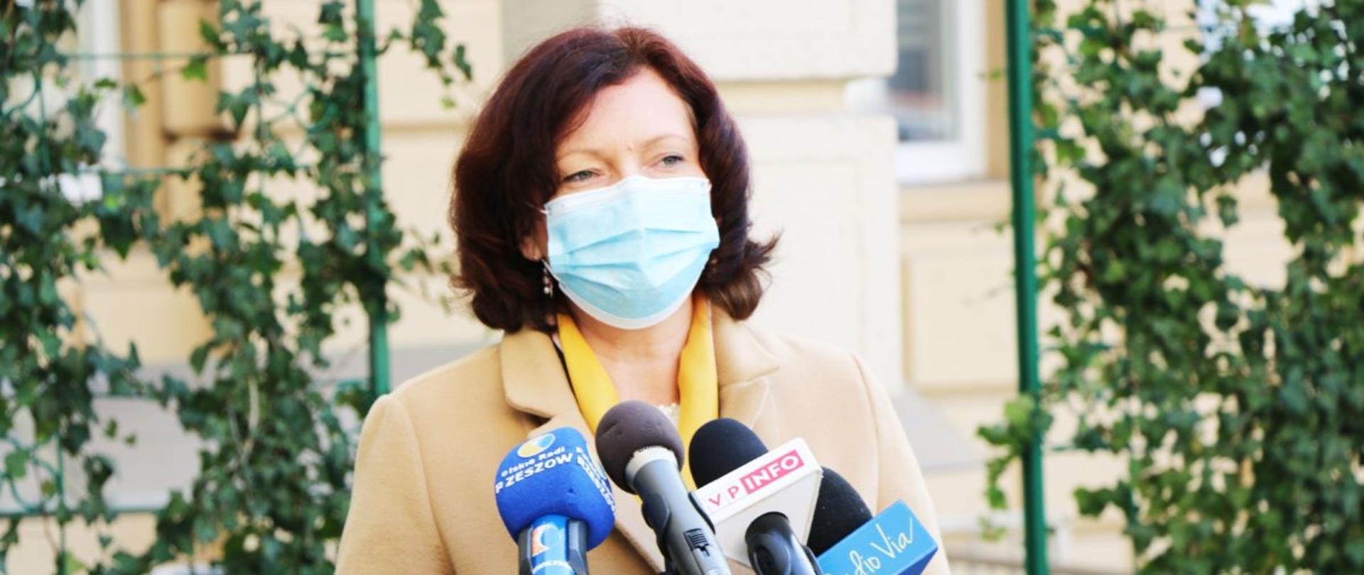 Konferencja prasowa na temat powstania szpitala tymczasowego