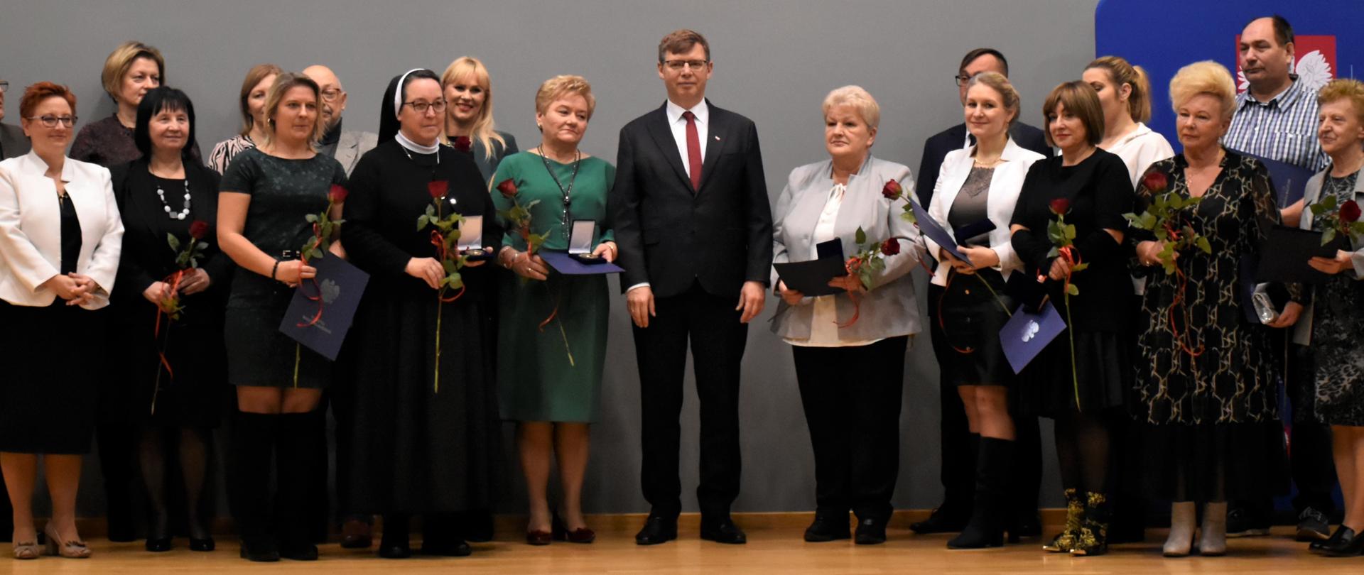 Wojewoda wręczył nagrody i wyróżnienia Amicus Bonus