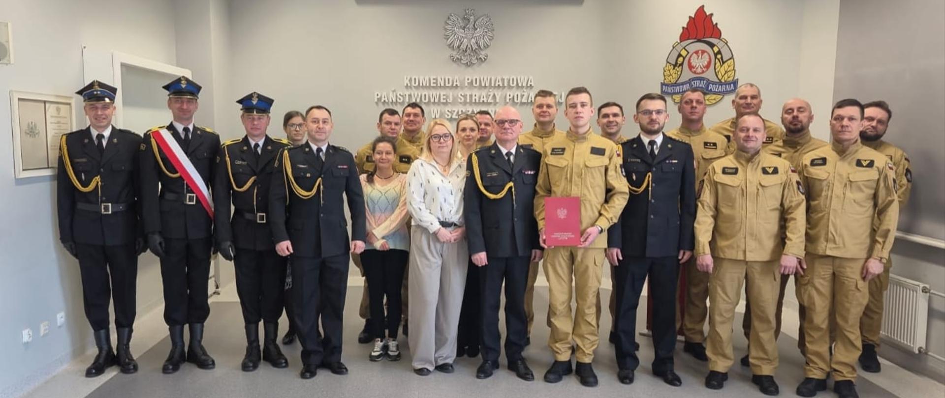 Uroczyste ślubowanie strażaka w KP PSP w Szczytnie 