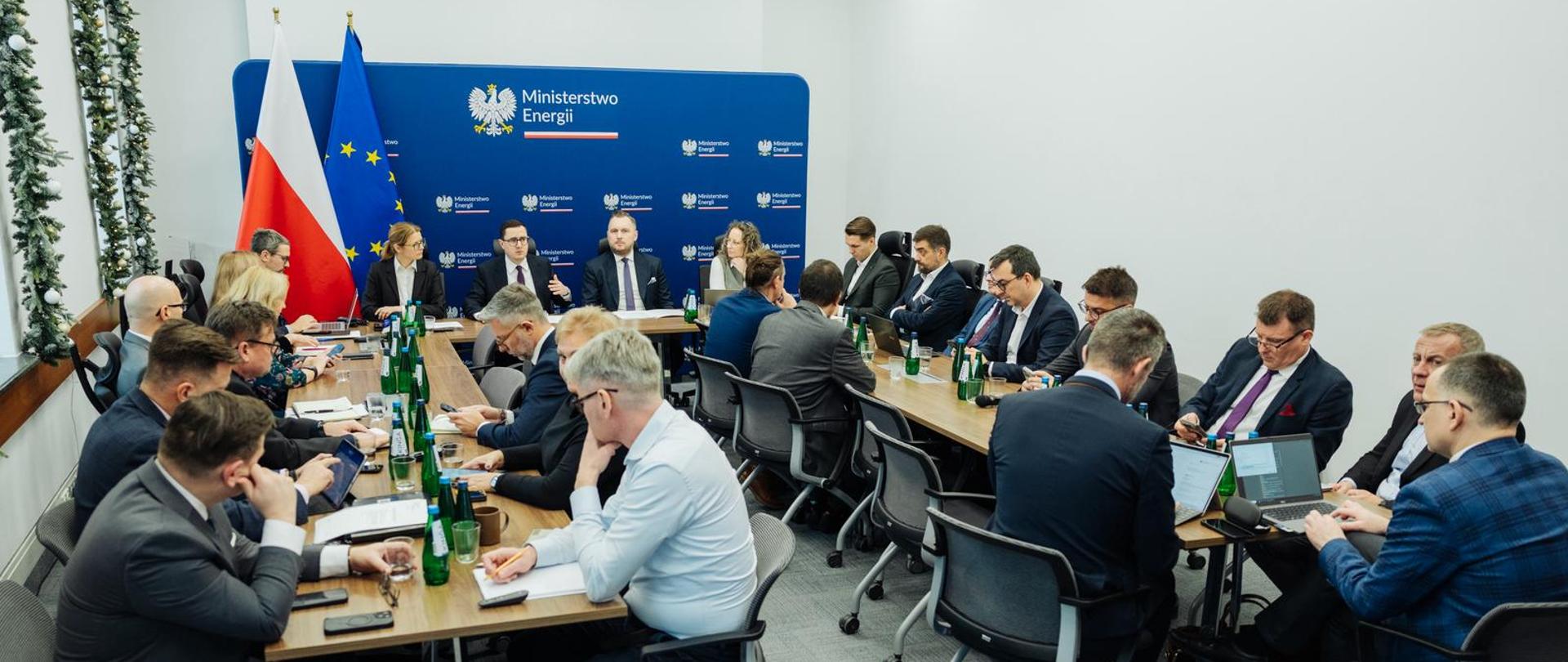 Posiedzenie Zespołu do spraw poprawy efektywności kształtowania taryf sieciowych energii elektrycznej