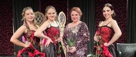 Słuchaczki naszego studium: Natalia Mikołasek, Laura Petzuch i Julia Zemka z klasy śpiewu mgr Justyny Dyli (odtwórczyni tytułowej roli) wystąpiły w operetce ,, Wesoła wdówka”.