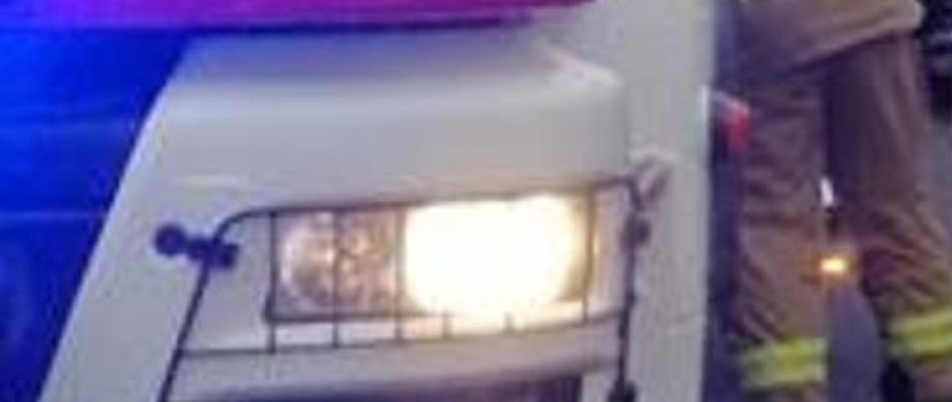 Działania ratownicze podczas wypadu w miejscowości Wola Wiśniowska