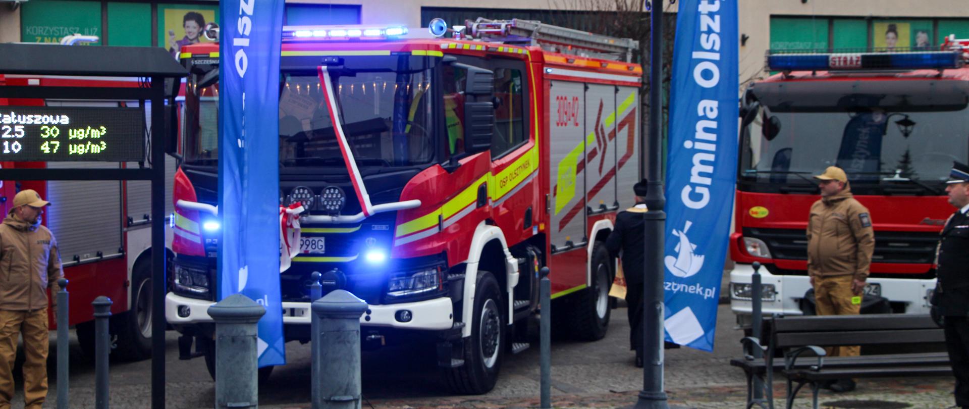 Uroczystość oficjalnego przekazania pojazdów pożarniczych do jednostek Ochotniczych Straży Pożarnych gminy Olsztynek