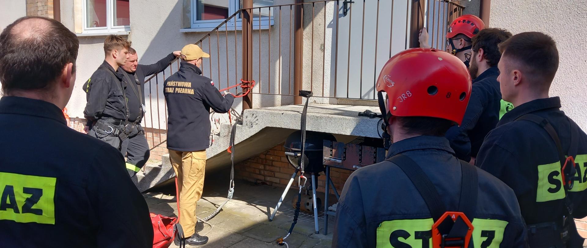 Zajęcia z budowy stanowisk ratowniczych