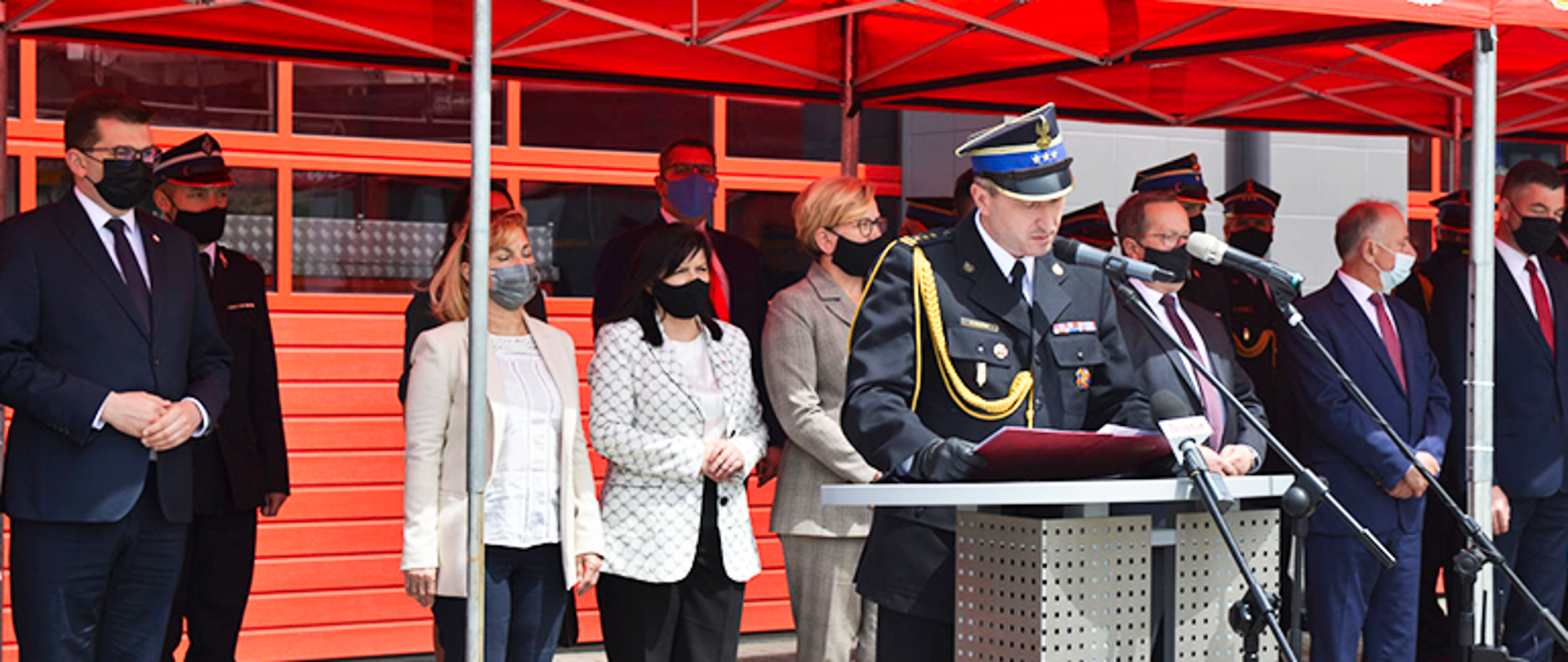 Przemawia małopolski komendant wojewódzki PSP