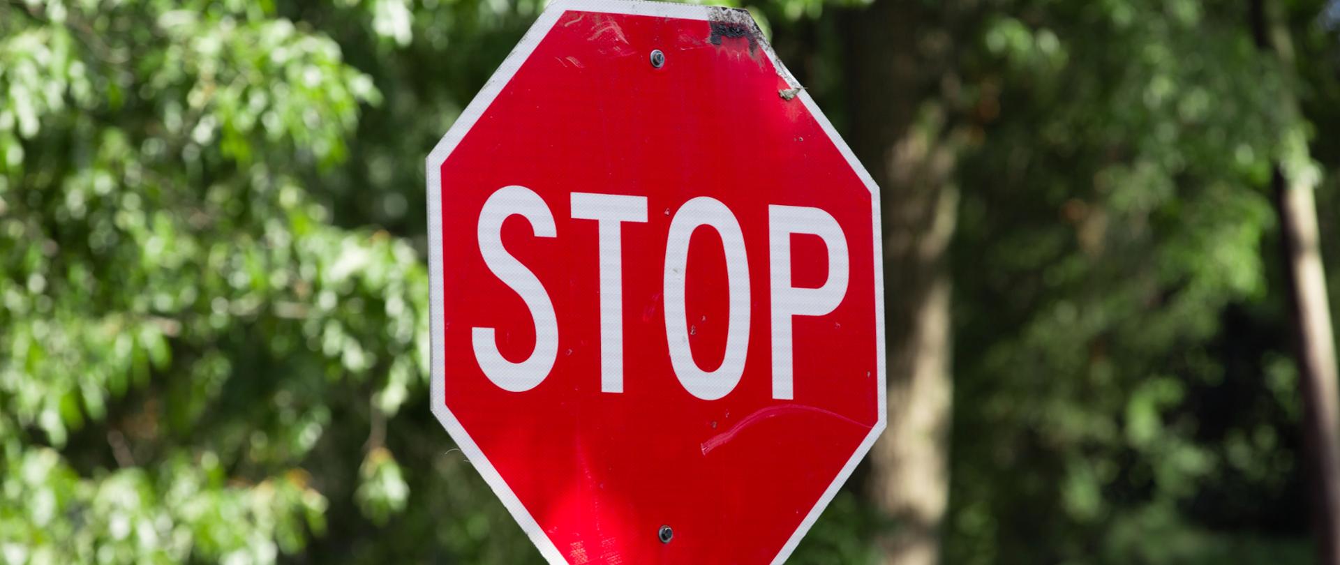 Znak drogowy STOP