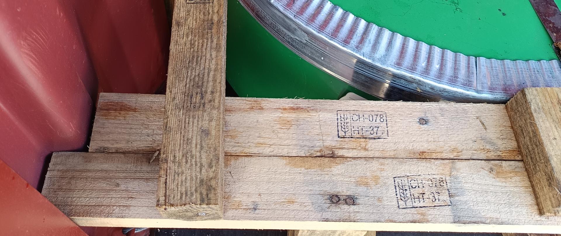 Drewniany materiał opakowaniowy z Chin