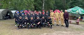 Wizyta zastępcy Pomorskiego Komendanta Wojewódzkiego PSP st. bryg. Bartłomieja Mollina na obozie Młodzieżowej Drużyny Pożarniczej w Łebuni