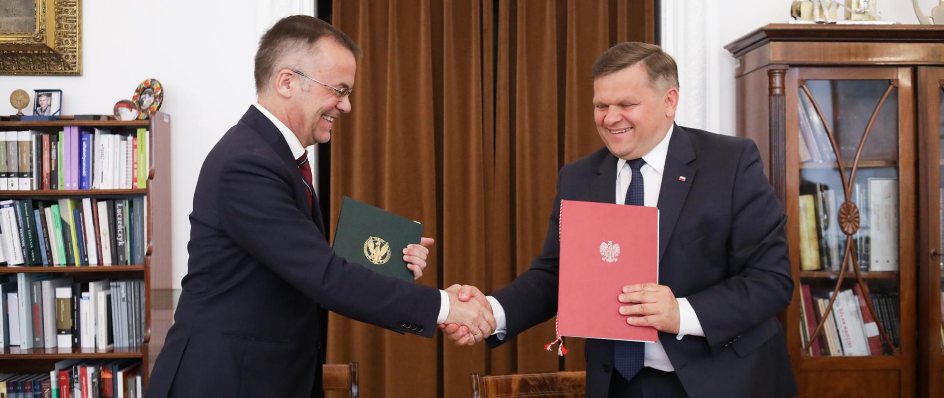 Międzynarodowy Ośrodek Szkoleń i Badań nad Dziedzictwem Kultury w Zagrożeniu – wspólna inicjatywa MKiDN i MON fot. Danuta Matloch