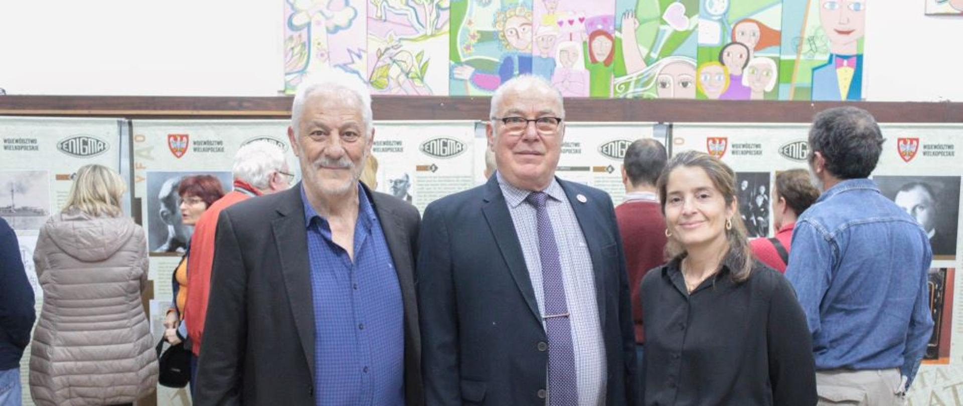 También hicieron presentaciones Pablo Ramis y Alejandro Rodríguez Costello, profesores de informática, y Bartłomiej Moszoro, Cónsul Honorario de la República de Polonia en Rosario. 