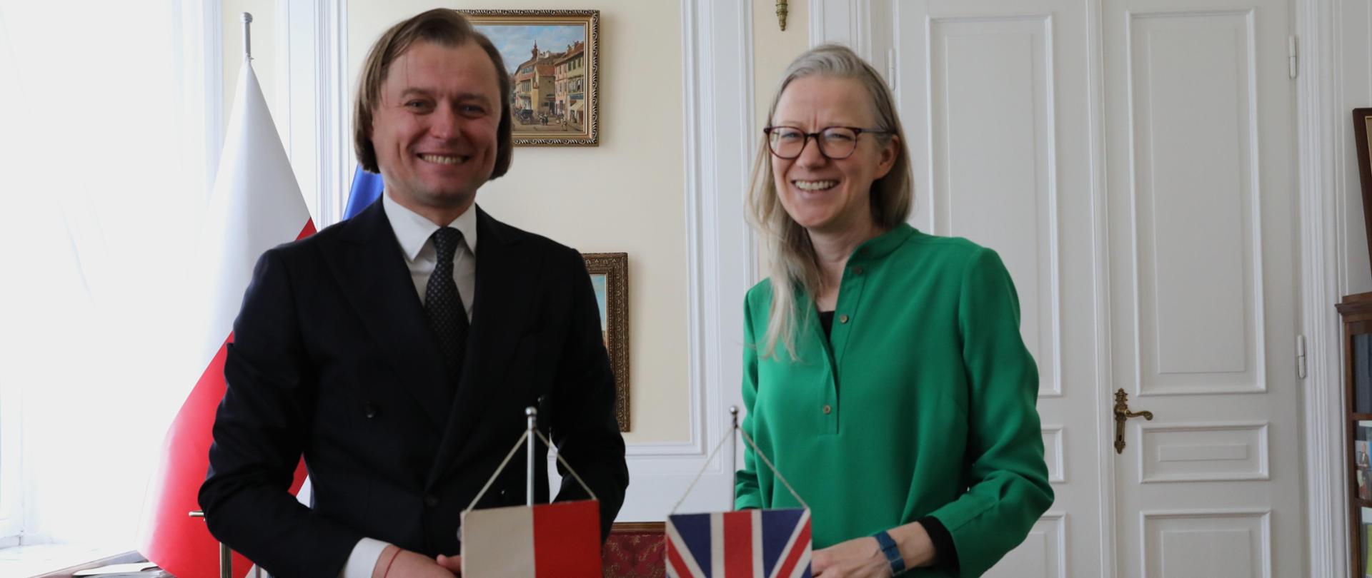 Wizyta kurtuazyjna Ambasador Zjednoczonego Królestwa Wielkiej Brytanii i Irlandii Północnej Anny Clunes w Urzędzie Wojewódzkim 