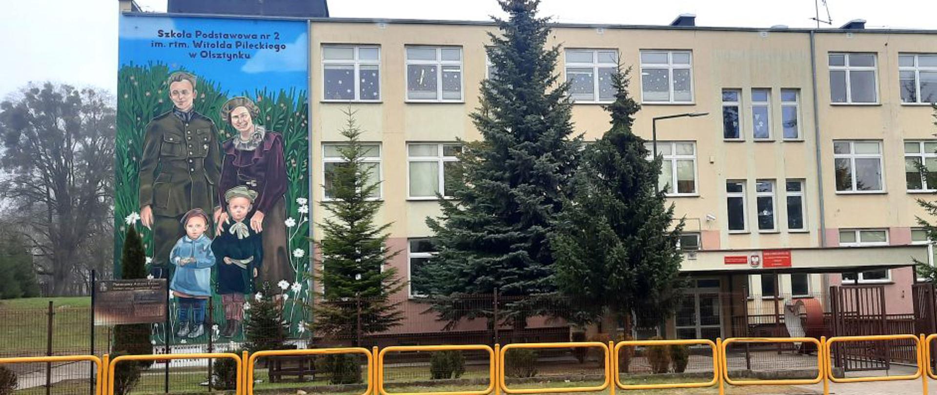 Odsłonięto mural rotmistrza Pileckiego. Zobacz zdjęcia z uroczystości w Olsztynku 