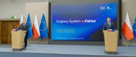 Marcin Łoboda szef Krajowej Administracji Skarbowej (KAS) oraz Zbigniew Stawicki zastępca szefa KAS podczas konferencji prasowej w Ministerstwie Finansów opowiedzieli o wdrożeniu II etapu Krajowego Systemu e-Faktur