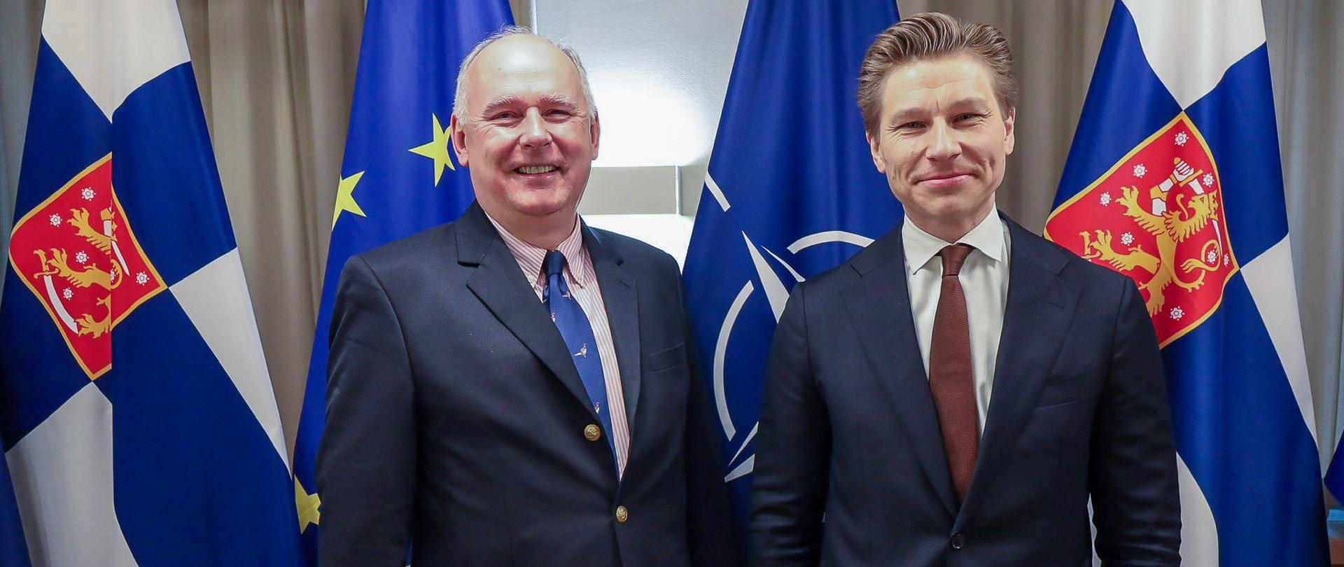 18 marca 2026 r. Sekretarz Stanu w MON Pan Paweł Zalewski w ramach wizyty w Helsinkach spotkał się z Ministrem Obrony Finlandii Antti Häkkänenem oraz odbył szereg spotkań z przedstawicielami fińskiego ministerstwa obrony oraz Fińskich Sił Obrony, w tym z fińskim odpowiednikiem - Stałym Sekretarzem Janne Kuusela oraz Szefem Dowództwa Obrony gen. broni Vesą Juhani Virtanenem. 