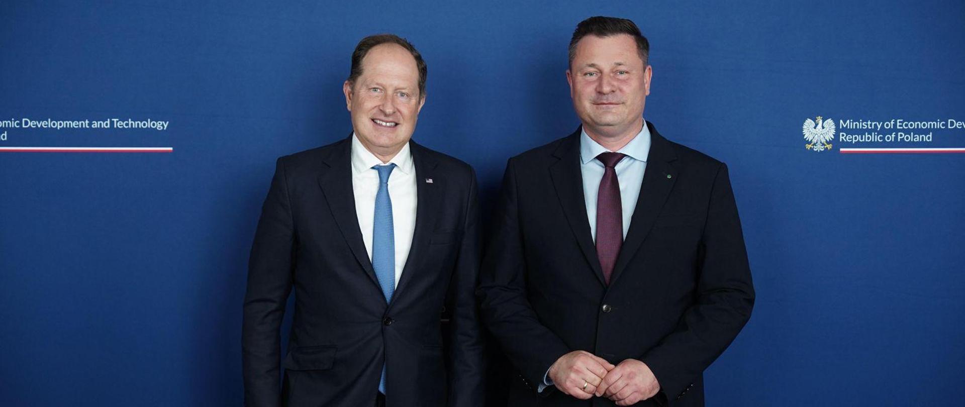 Minister Paszyk przyjmuje ambasadora USA 