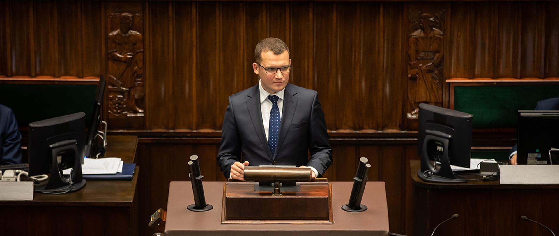Wystąpienie wiceministra Pawła Szefernakera w Sejmie