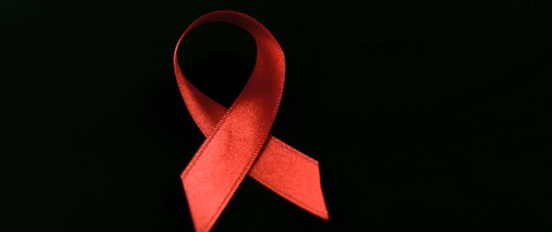 dzień pamięci o zmarłych na AIDS