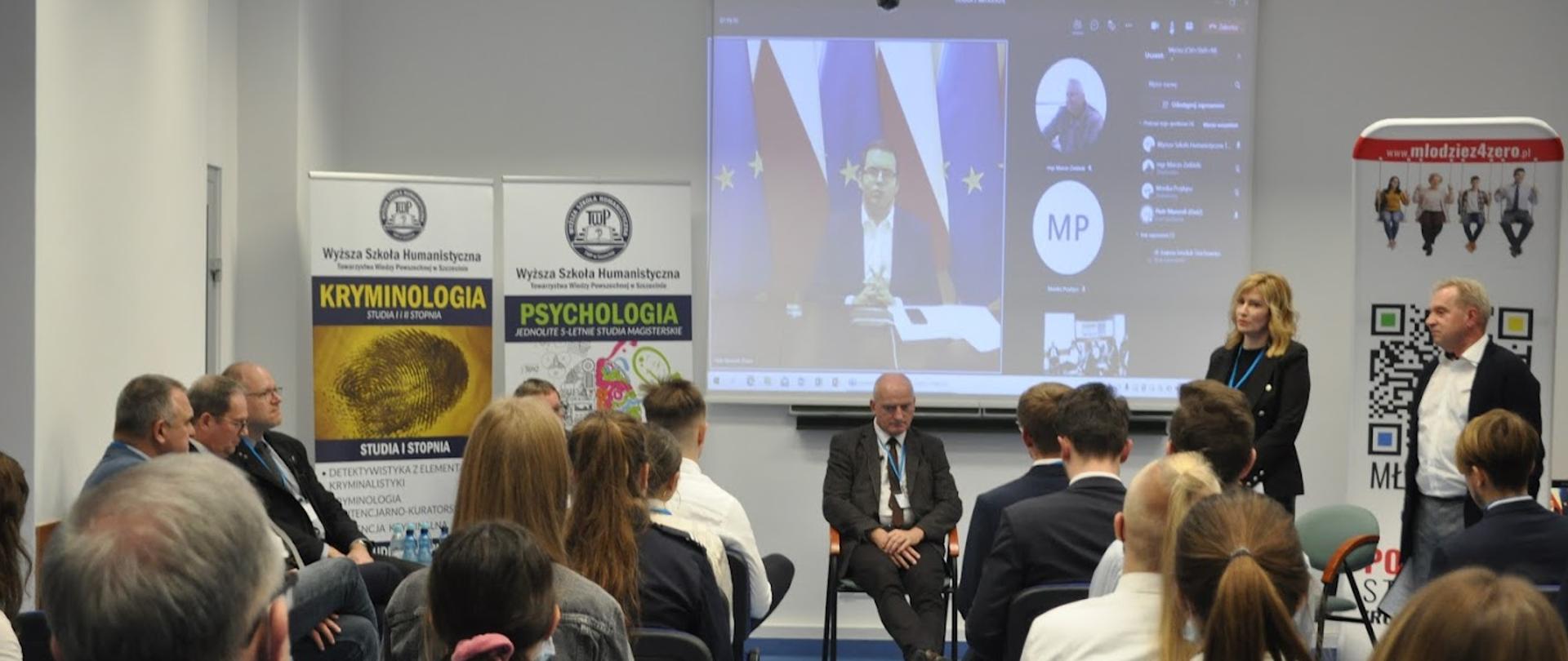 Minister Piotr Mazurek na konferencji otwarcia projektu Młodzież 4.0 