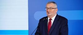Minister infrastruktury Andrzej Adamczyk wziął udział w konferencji prasowej dotyczącej aktualizacji strategii inwestycyjnej PKP Intercity do 2030 roku
PAP/Marcin Kmieciński
