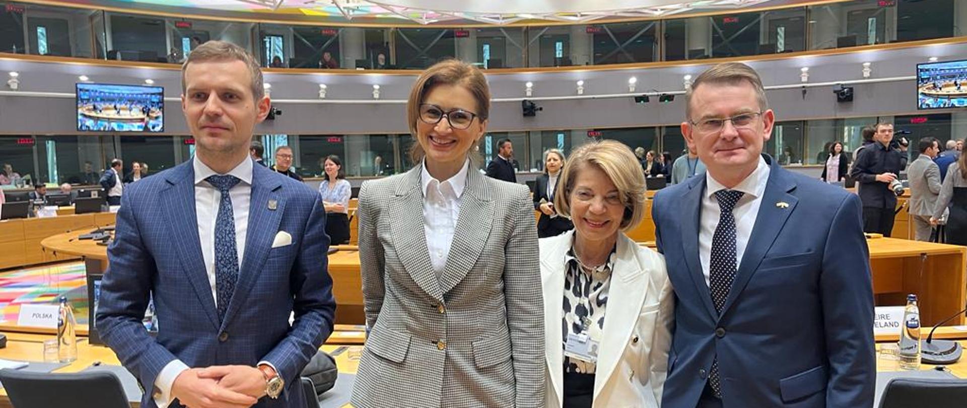 Minister zdrowia Ewa Krajewska na posiedzeniu EPSCO