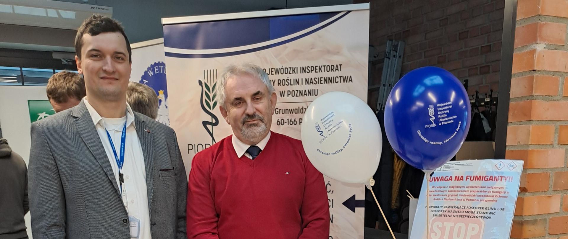 Stoisko WIORiN w Poznaniu obsługiwane przez pracowników Oddziału w Kościanie