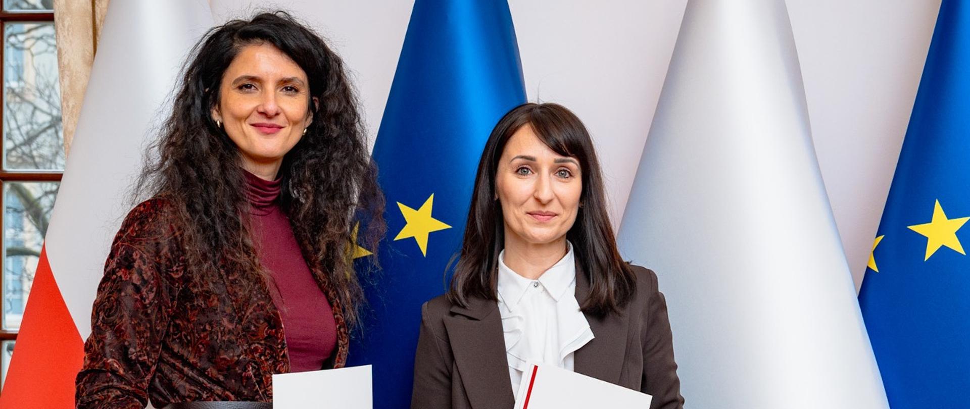 Wojewoda Dolnośląska Anna Żabska wręczyła dziś powołania konsultantom wojewódzkim w ochronie zdrowia. 