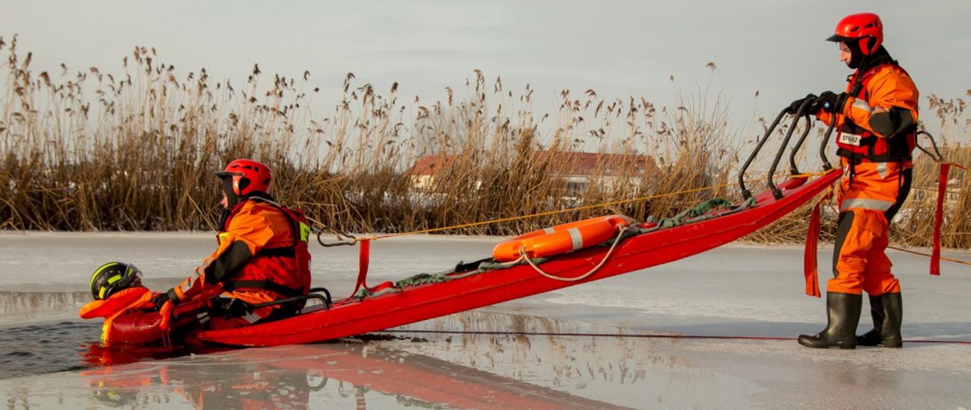Ćwiczenia z ratownictwa lodowego