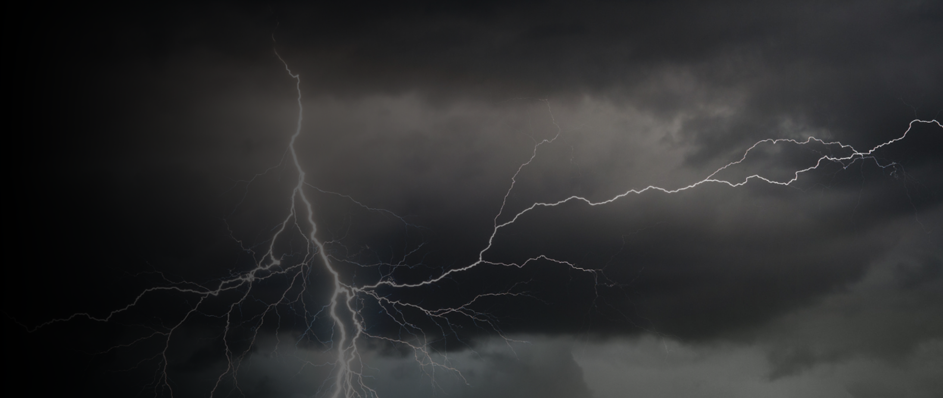 Wiceszef MSWiA rozmawiał z wojewodami o skutkach nawałnic