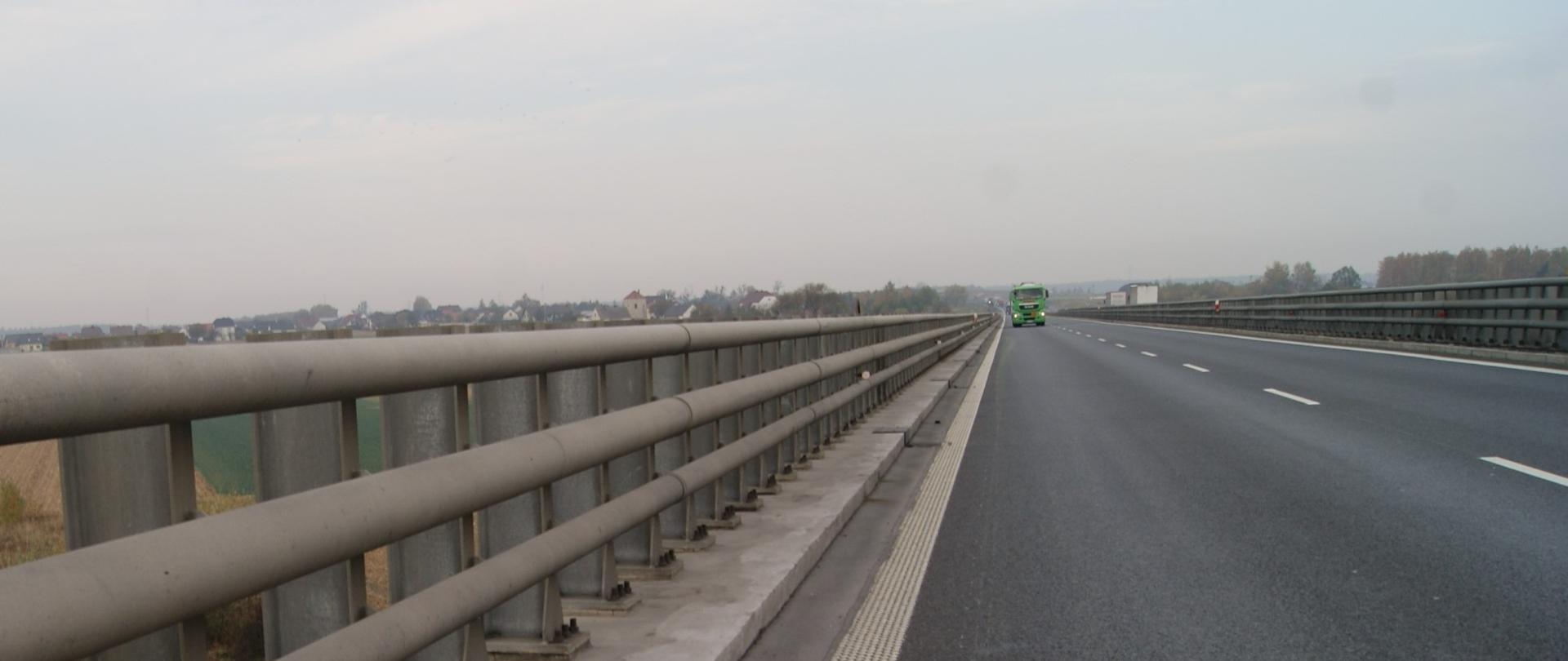 Obiekt mostowy na autostradzie A4 w Rogowie Opolskim