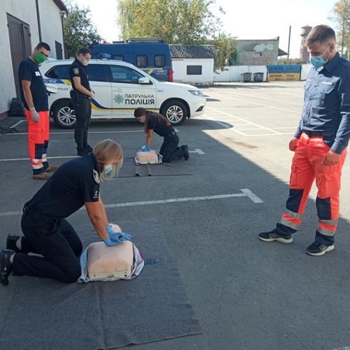 trwa szkolenie z resuscytacji 