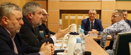 Minister J.K. Ardanmowski omawia z rolnikami sytuację na rynku drobiu