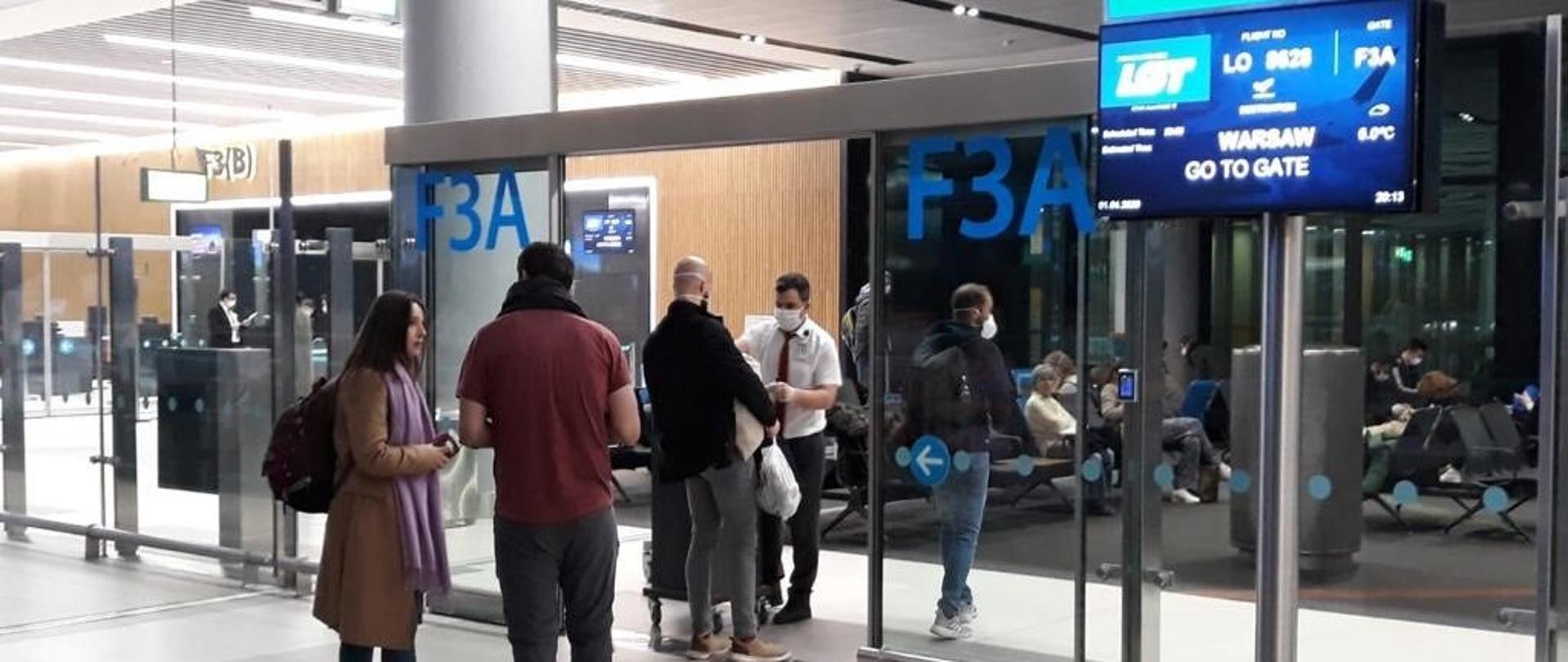 Lot Do domu 01.04.2020