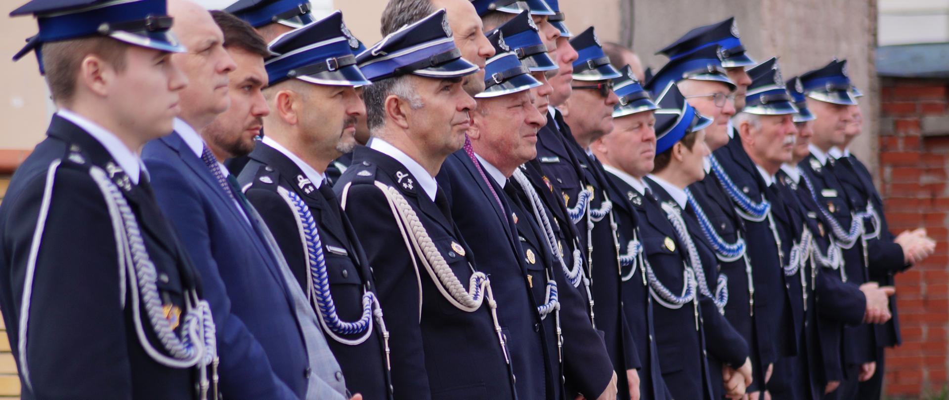 Rozdanie promes na nowe auta OSP i decyzji o świadczeniach ratowniczych