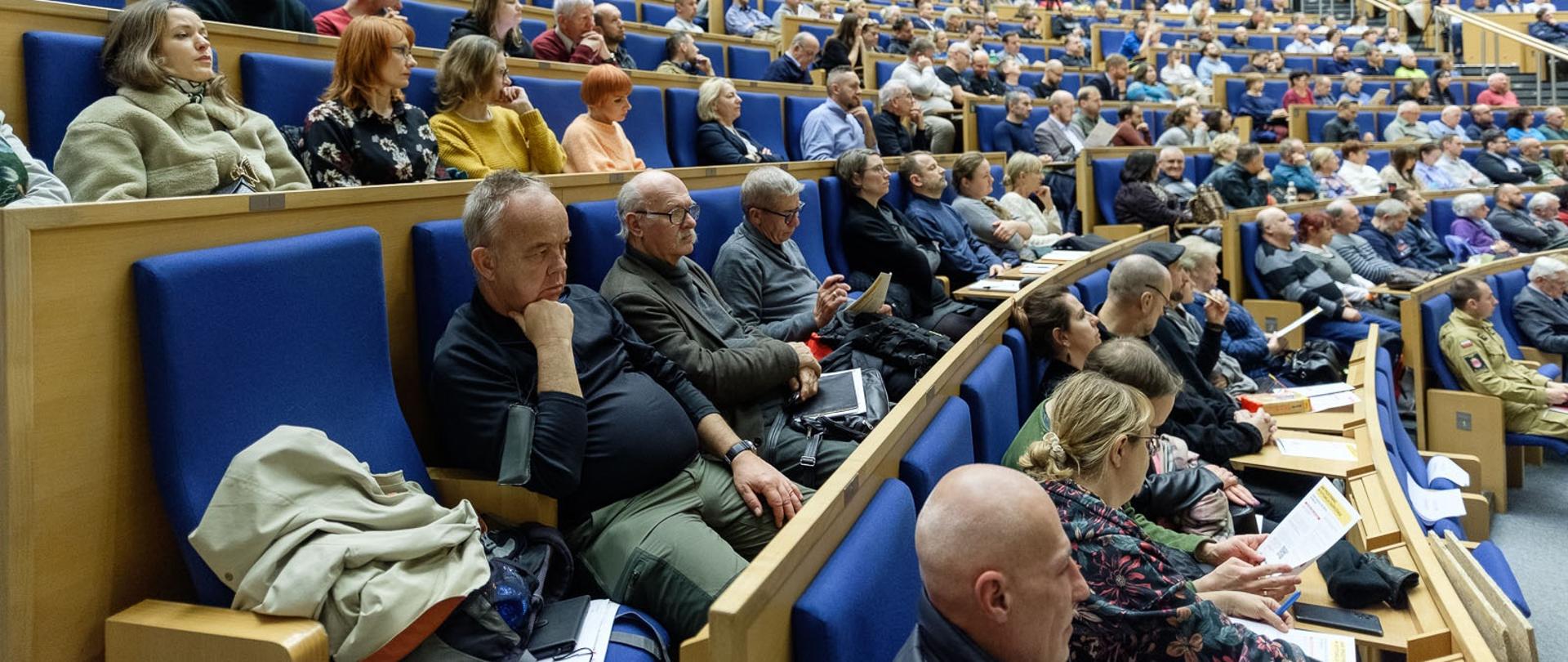 Jak się zachować w strefie zagrożenia, obszarze objętym walkami