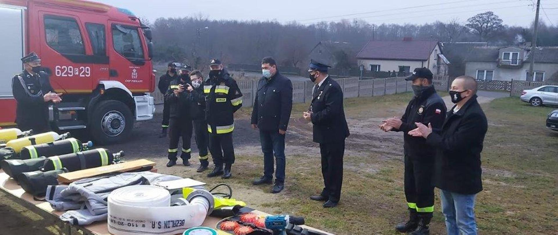 Wizyta_Zastępcy_Komendanta_Głownego_PSP_w_OSP_Piekary_zd2