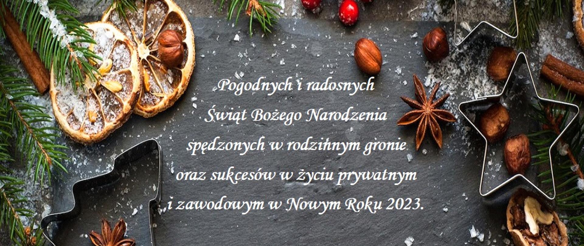 Na zdjęciu znajdują się życzenia świąteczne i noworoczne