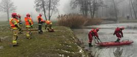 ćwiczenia z ratownictwa lodowego 
