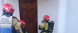 Ćwiczenia strażaków na obiekcie Kościoła w miejscowości Kazimierza Wielka