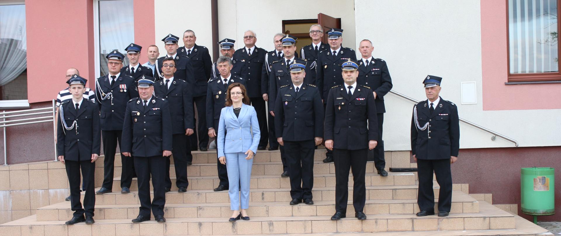 wspólne zdjęcie z druhami OSP po konsultacjach