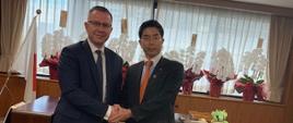 Wiceminister Krzysztof Kubów i Wiceminister Hideki Makihara