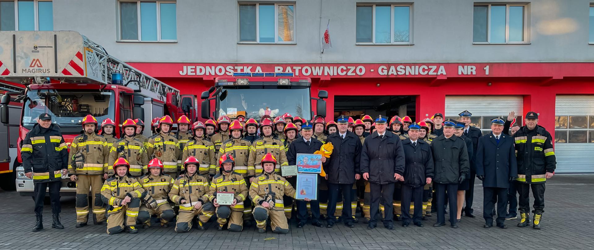 Pożegnanie strażaków odchodzących na zaopatrzenie emerytalne