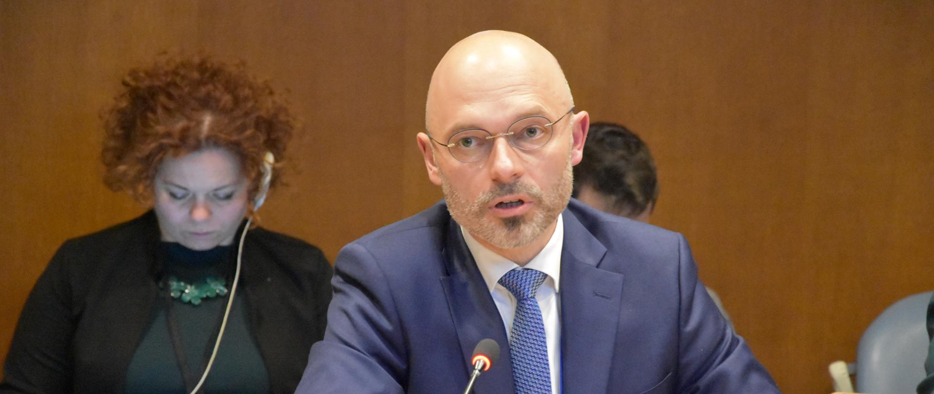 Vice-Minister Kurtyka speaking