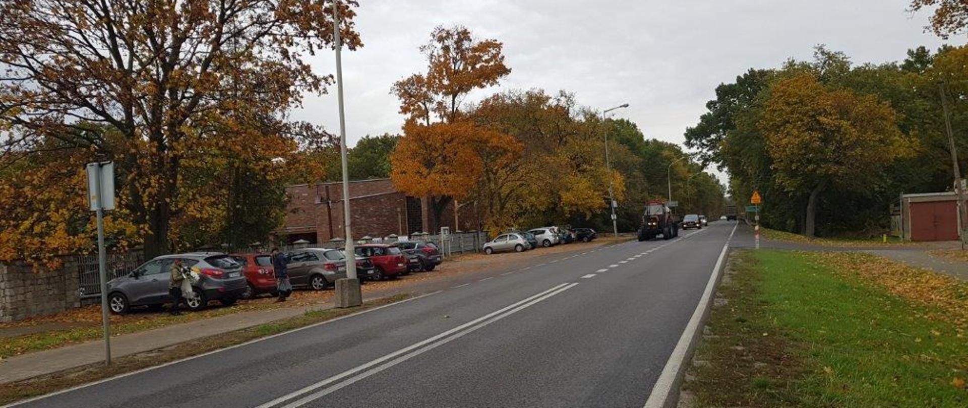 Droga krajowa nr 31 Kostrzyn nad Odrą w okolicach cmentarza.