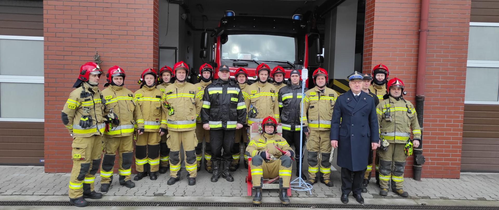POŻEGNANIE Z MUNDUREM STRAŻACKIM OGN. PIOTRA DZIEDZICA